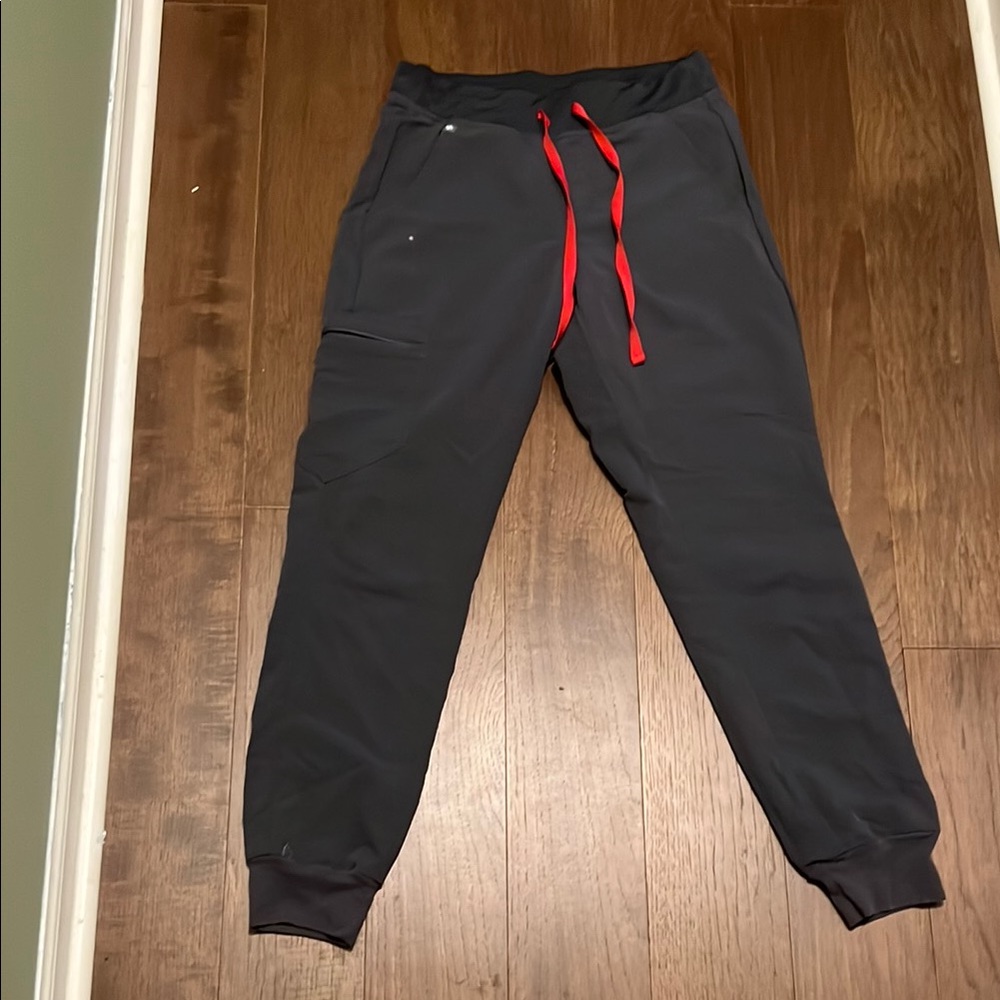 Figs Small Women's Charcoal Zamora Jogger Pants with Red Drawstring